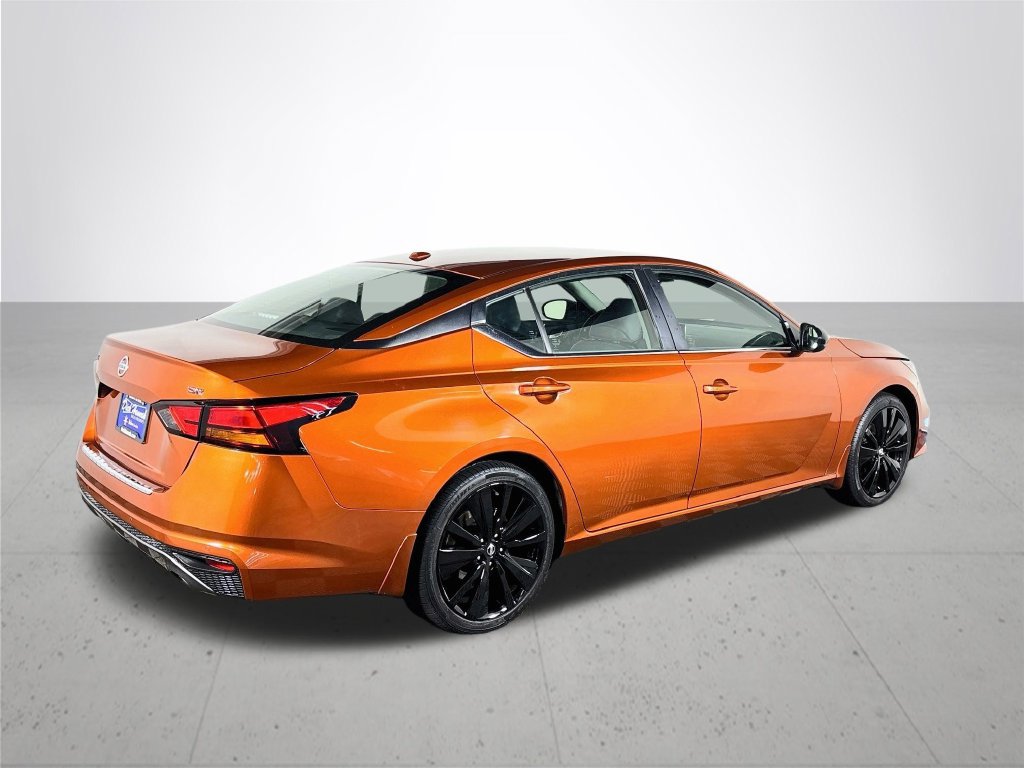 Used 2022 Nissan Altima 2.5 SR FWD image 6