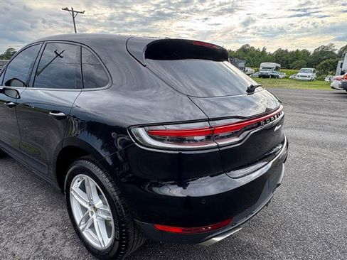 Used 2020 Porsche Macan w/ Premium Package Plus AWD/4WD image 16
