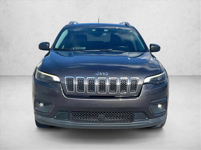 Used 2019 Jeep Cherokee Latitude Plus w/ Comfort/Convenience Group FWD image 3
