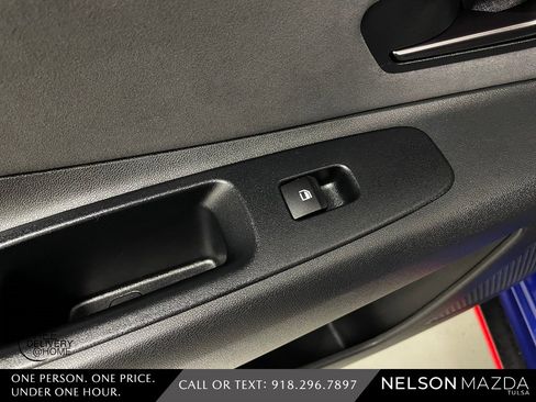 Used 2022 Hyundai Elantra N image 31