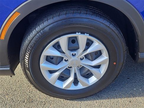 Certified 2025 Honda CR-V LX image 7