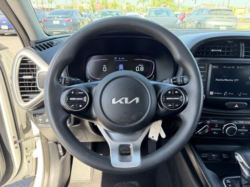 Certified 2024 Kia Soul LX w/ Option Group 015 FWD image 17