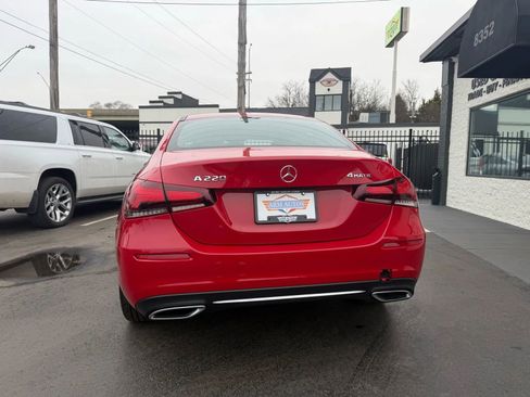 Used 2019 Mercedes-Benz A 220 4MATIC w/ Premium Package image 12