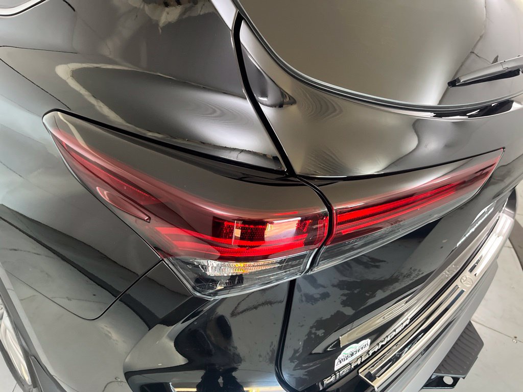 Used 2026 Toyota Highlander Platinum AWD/4WD image 43