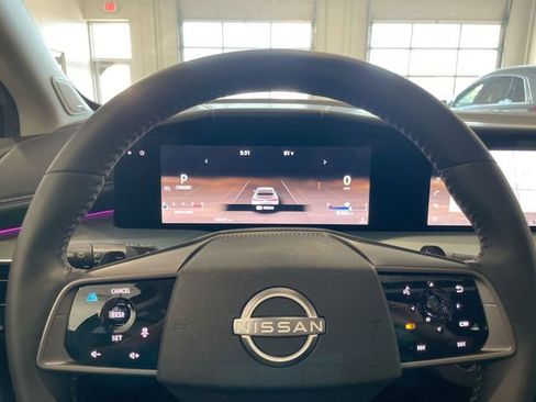 Used 2025 Nissan Murano SL AWD/4WD image 25