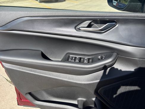 New 2025 Jeep Grand Cherokee L Laredo image 14