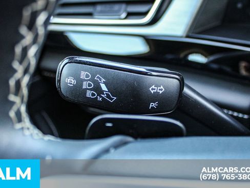 Used 2024 Volkswagen Atlas Cross Sport SE image 28