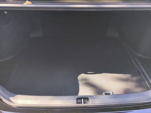 Used 2025 Toyota Camry SE image 12