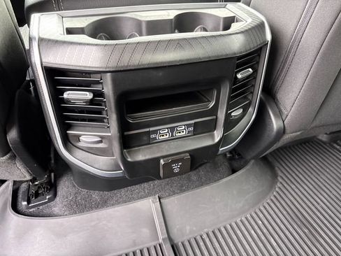 Used 2025 RAM 1500 Big Horn AWD/4WD image 13