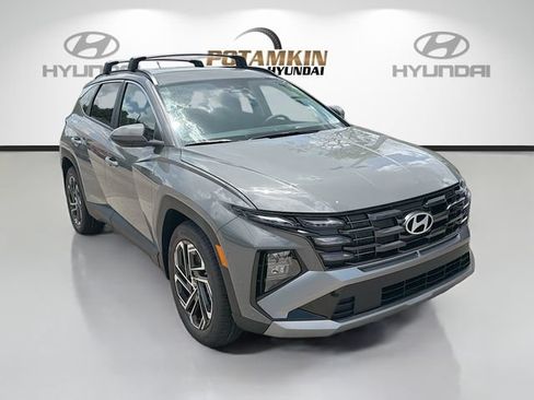 New 2026 Hyundai Tucson SEL Plus FWD image 3