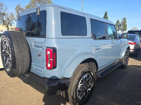 Used 2025 Ford Bronco Outer Banks image 5