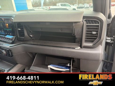 Used 2023 Chevrolet Silverado 1500 ZR2 image 47