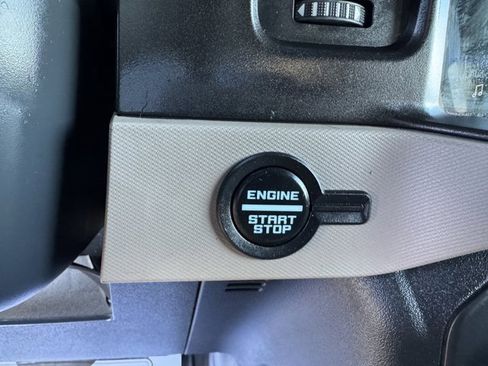 Used 2022 Ford Bronco Wildtrak image 29