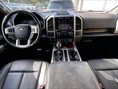 Used 2018 Ford F150 Lariat RWD image 10