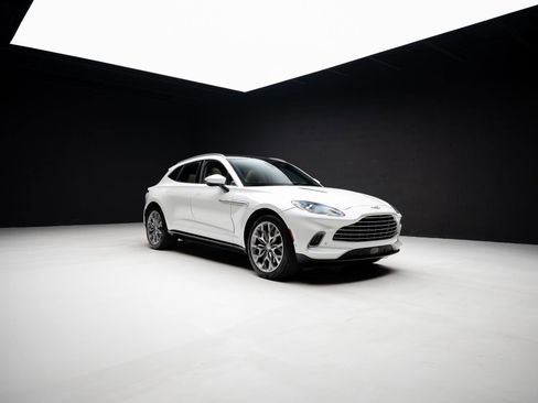 Used 2021 Aston Martin DBX AWD/4WD image 86