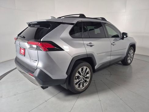 Used 2023 Toyota RAV4 Limited image 4