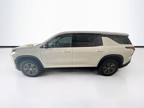 Used 2024 Chevrolet Traverse LS w/ LPO, Floor Liner Package FWD image 9