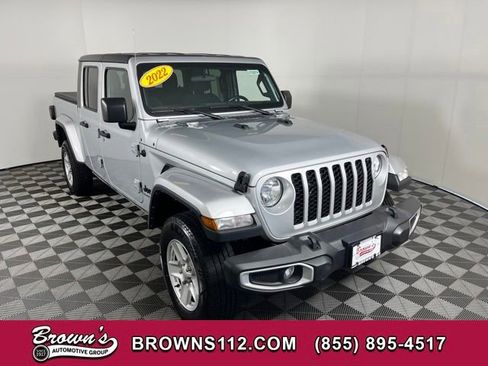 Used 2022 Jeep Gladiator Sport AWD/4WD image 1