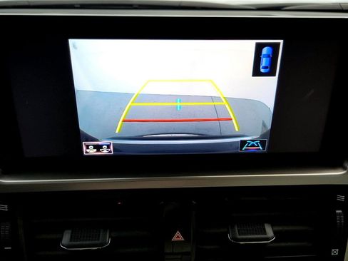 Used 2023 Lexus GX 460 Premium w/ Premium Package image 32