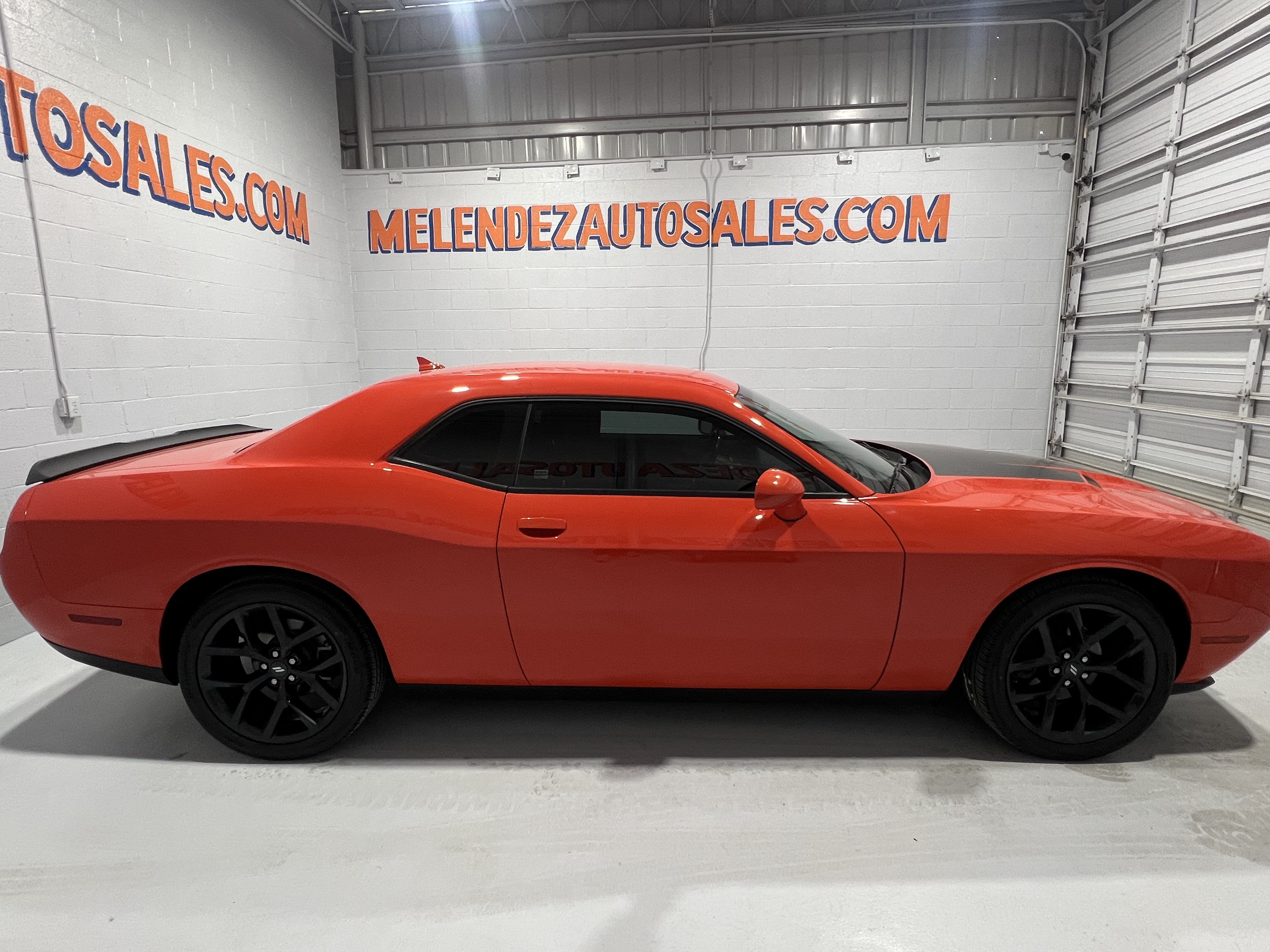 Used 2021 Dodge Challenger SXT w/ Blacktop Package RWD image 6