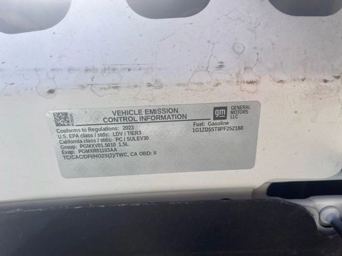 Used 2023 Chevrolet Malibu LT image 14