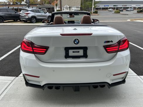 Used 2020 BMW M4 Convertible w/ Competition Package image 38
