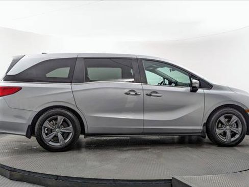 Used 2022 Honda Odyssey EX image 9