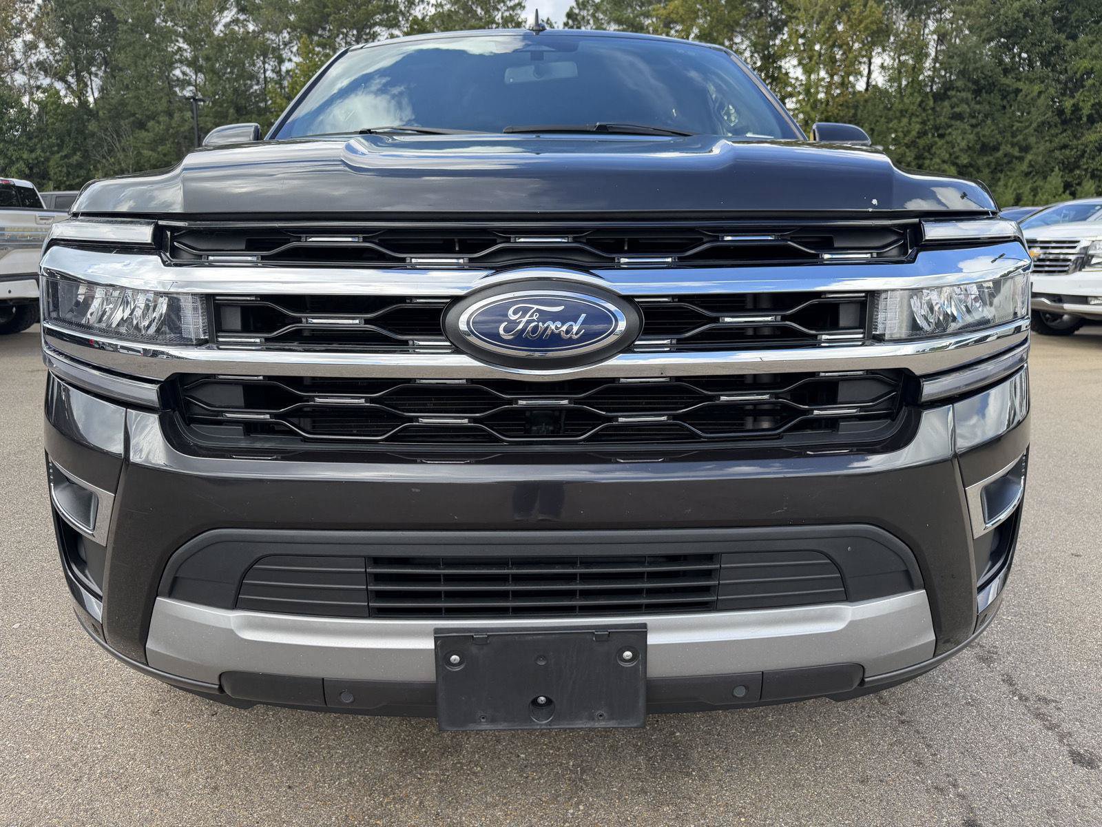 Used 2024 Ford Expedition Limited RWD image 24