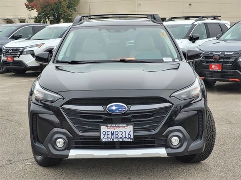 Used 2023 Subaru Outback Limited image 3