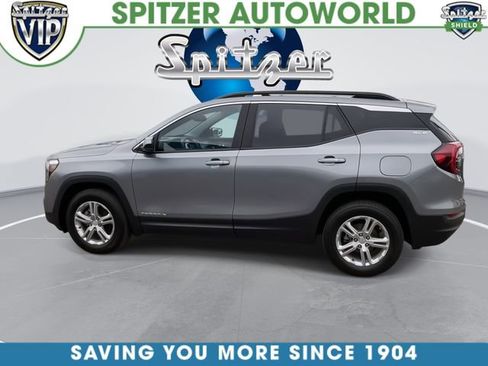 Used 2023 GMC Terrain SLE w/ Driver Convenience Package image 6