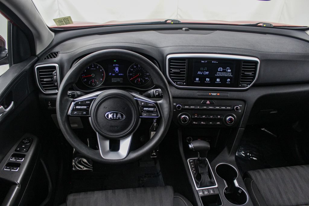 Used 2020 Kia Sportage LX AWD/4WD image 19