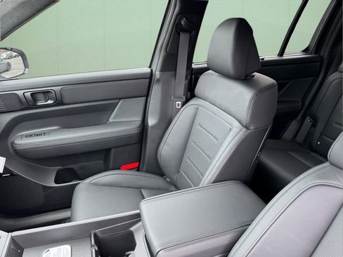 New 2026 Hyundai Santa Fe Calligraphy FWD image 9
