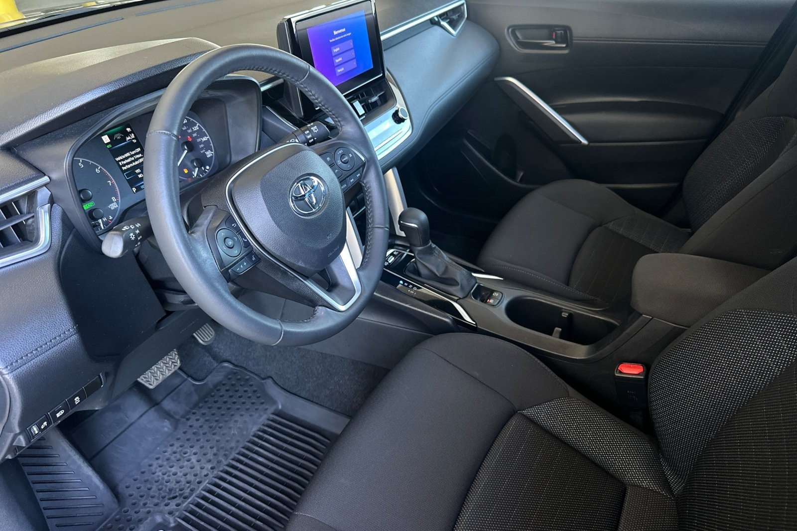 Certified 2024 Toyota Corolla Cross AWD Hybrid image 9