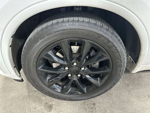 Used 2017 Dodge Durango R/T w/ Trailer Tow Group IV AWD/4WD image 23