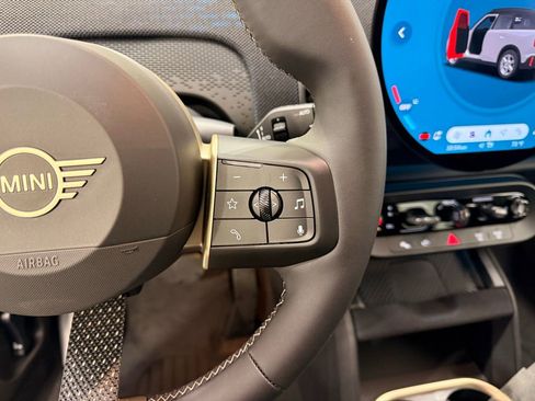 Used 2025 MINI Cooper Countryman S image 14