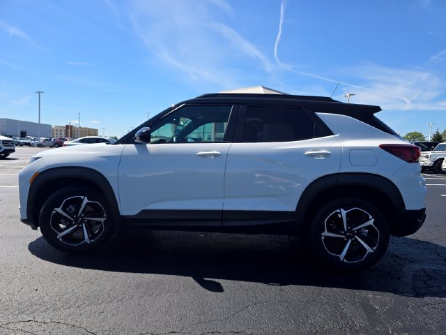Used 2022 Chevrolet TrailBlazer RS w/ Technology Package FWD image 16
