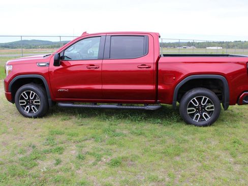 Used 2021 GMC Sierra 1500 AT4 w/ AT4 Value Package AWD/4WD image 7