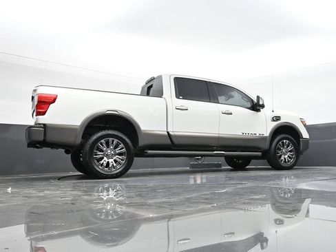 Used 2019 Nissan Titan Platinum Reserve w/ Platinum Utility Package AWD/4WD image 44