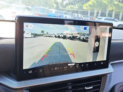 Certified 2025 Ford Explorer ST-Line image 32