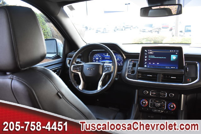 Used 2023 Chevrolet Suburban Z71 w/ Luxury Package AWD/4WD image 35