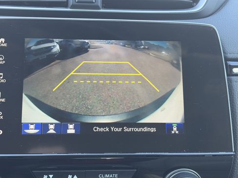 Used 2019 Honda CR-V Touring image 32