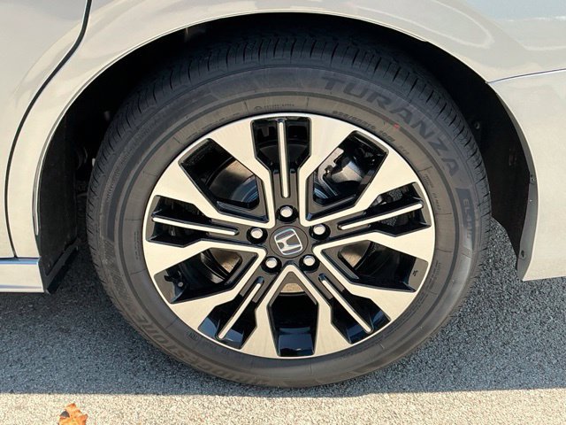 New 2027 Honda Odyssey Elite image 5