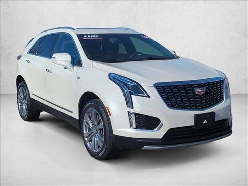 Used 2024 Cadillac XT5 Premium Luxury image 3