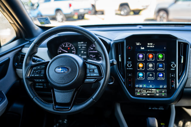 Certified 2025 Subaru Forester Premium AWD/4WD image 6