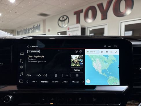 Used 2022 GMC Sierra 1500 Elevation image 17