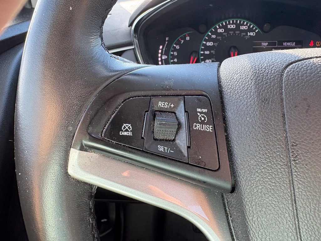 Used 2019 Chevrolet Trax LT w/ LT Convenience Package FWD image 14