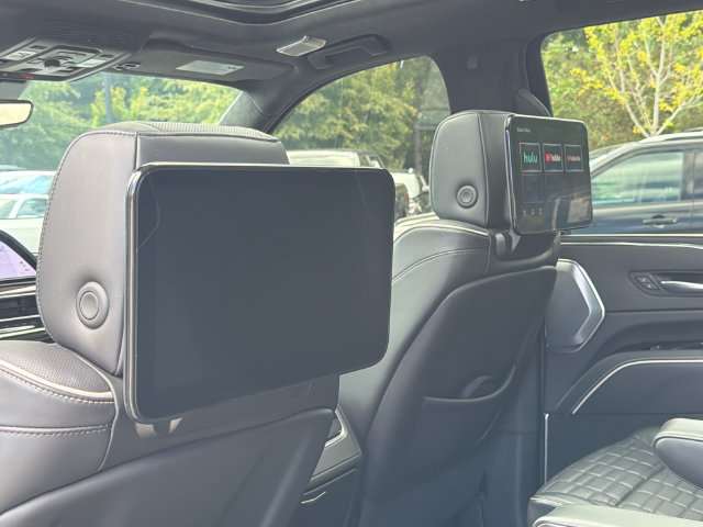 Certified 2024 Cadillac Escalade ESV Sport Platinum w/ LPO, ONYX Package AWD/4WD image 23