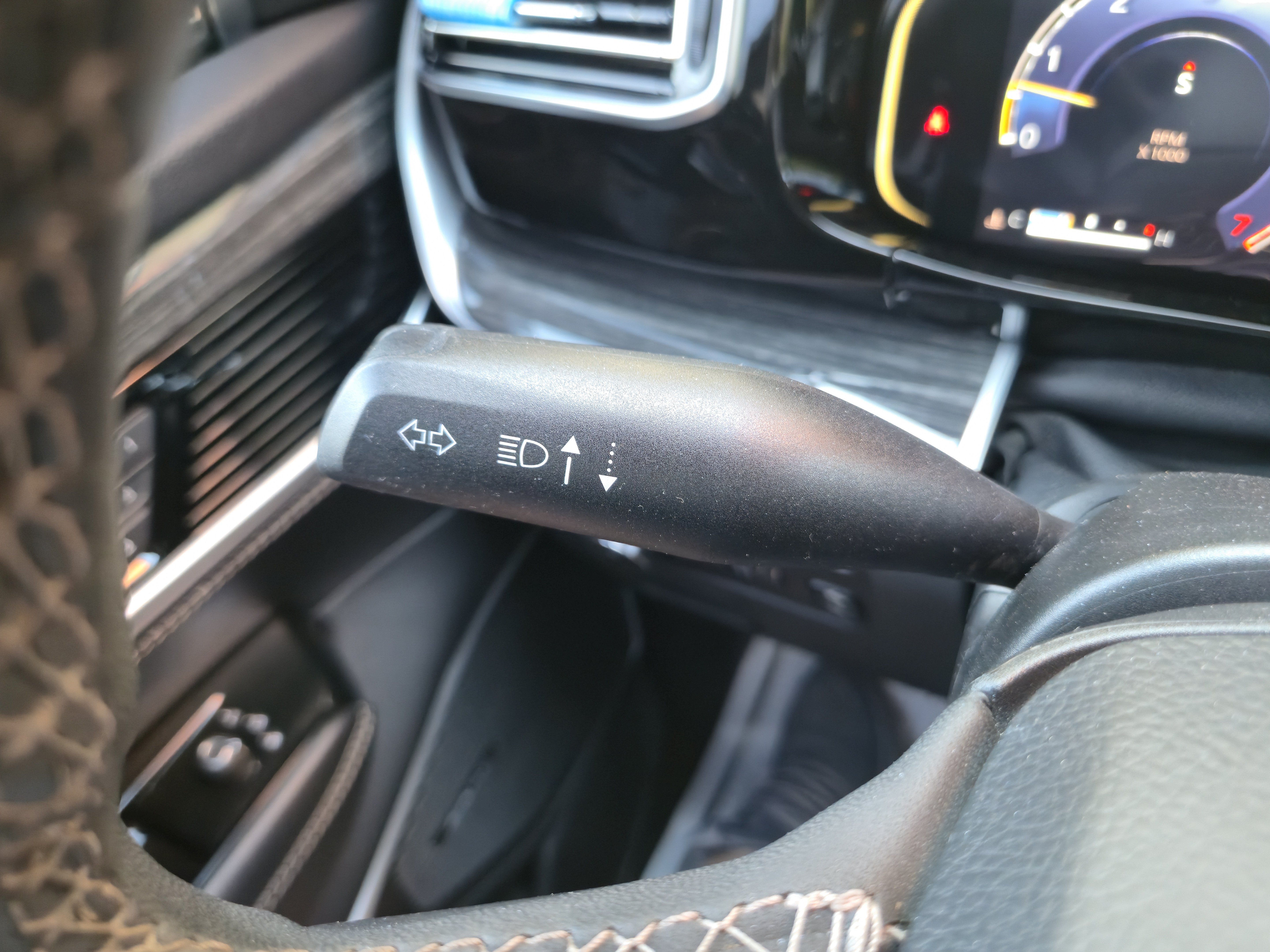 Used 2022 Jeep Wagoneer Series II AWD/4WD image 10