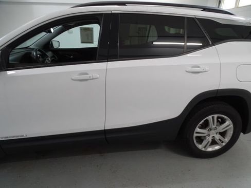 Certified 2019 GMC Terrain SLE w/ Driver Convenience Package AWD/4WD image 18