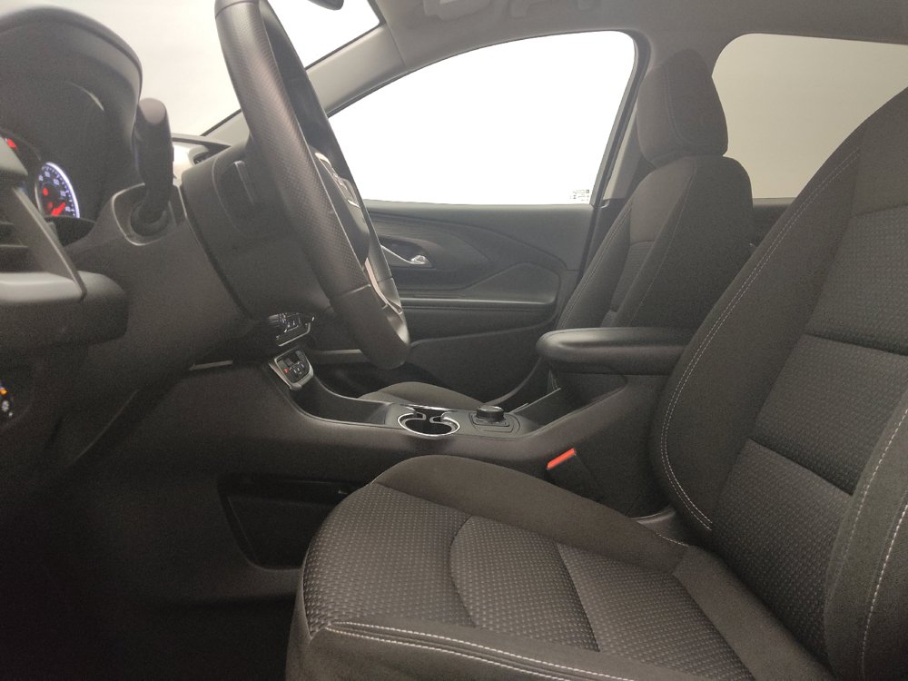 Used 2024 GMC Terrain SLE AWD/4WD image 17